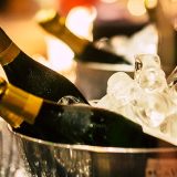 Spumante vs Champagne: Un’affascinante battaglia tra bollicine